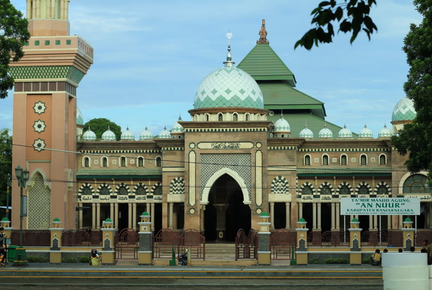 Arti Mimpi Melihat Masjid  Arti Mimpi
